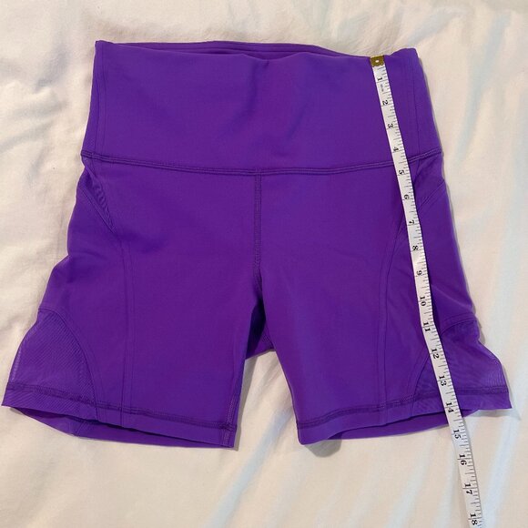 NWOTs Lululemon WunderTrain Mesh Panel 6 inch Short in Atomic Purple size 8 - Picture 1 of 13